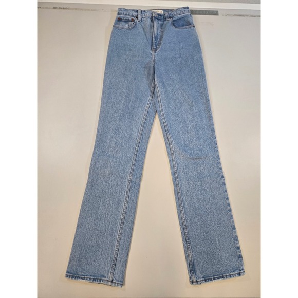 Abercrombie & Fitch Denim - Abercrombie & Fitch The 90s Straight Ultra High Rise Jeans Light Wash Blue 25/0L